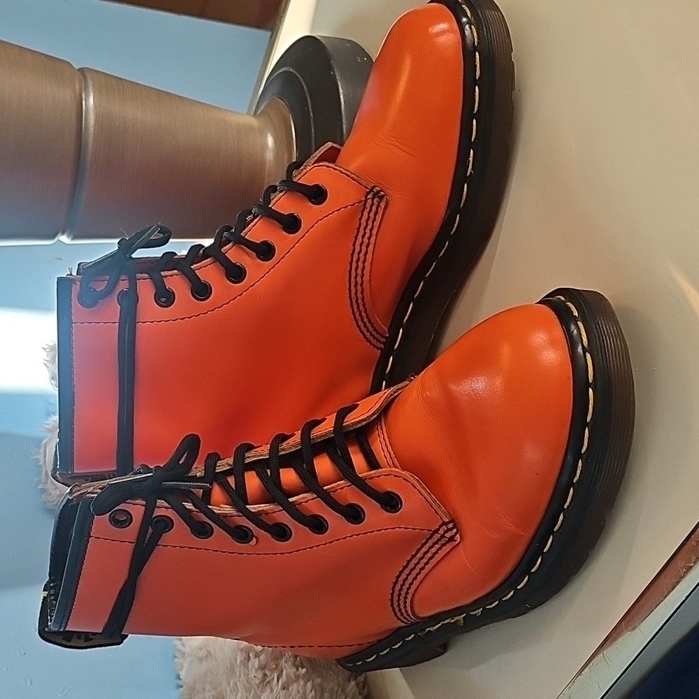 Vintage Dr. Martens🍊 Orange  1460 Made In England🏴󠁧󠁢󠁥󠁮󠁧󠁿